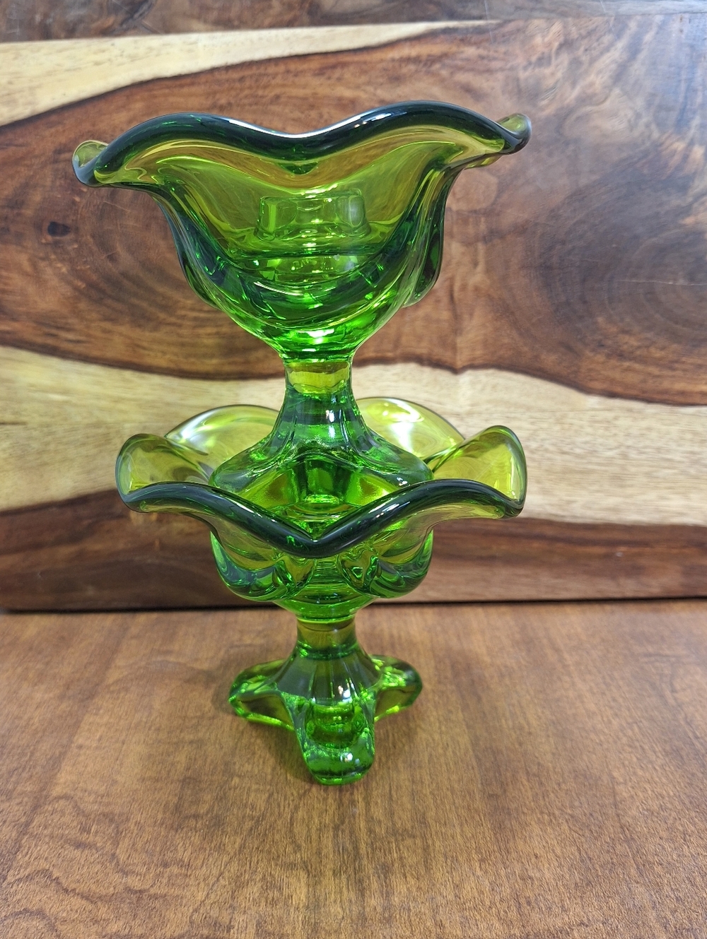 Vtg MCM Pair Of Viking Glass Avocado Green Footed Taper Candlestick Holders 4 In